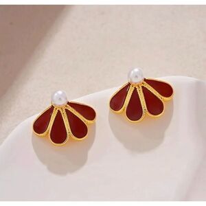 Faux Pearl Red Flower Stud Earrings Silver Tone Classic Dainty Pierced